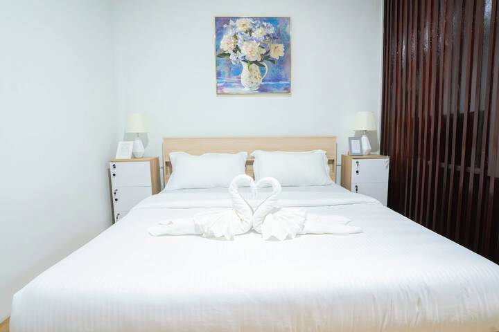 Room 9 of 17
