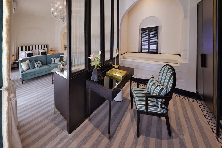 Room 27 of 56