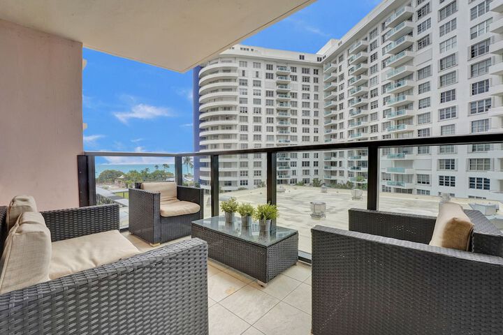 Terrace/Patio 717 of 723