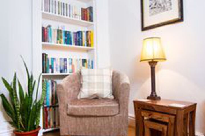 Room 32 of 42