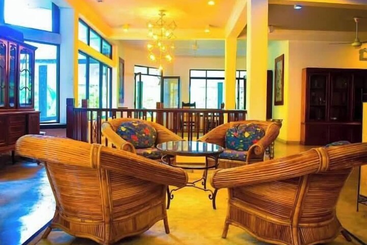 Hotel Interior 4 of 48