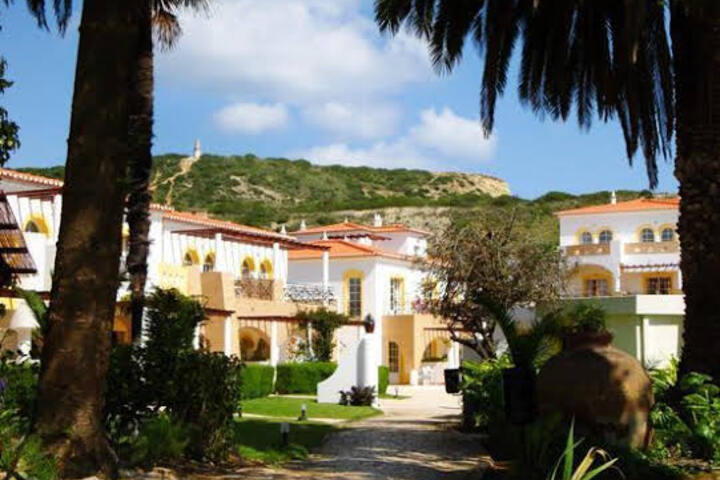 CLUB HOUSE CVL
