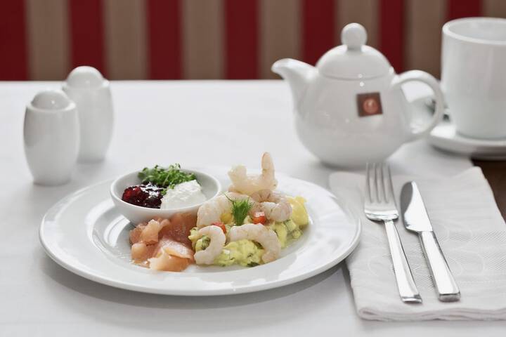 Breakfast/Coffee Service 52 of 91