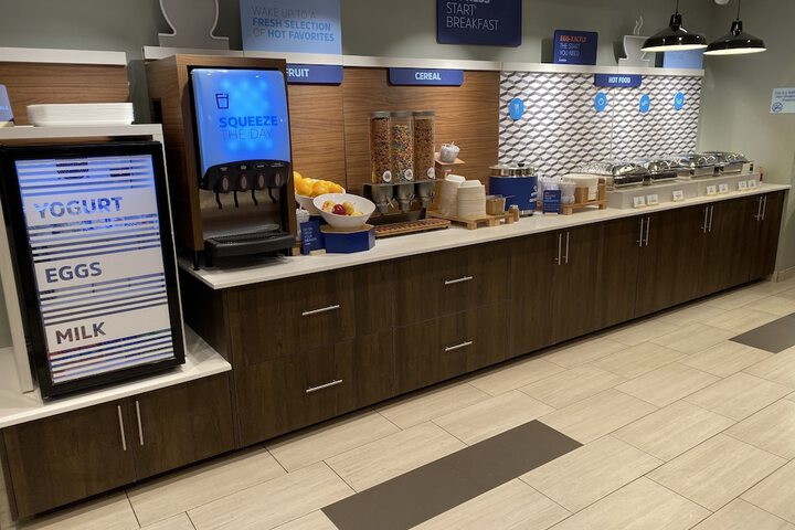 Breakfast area