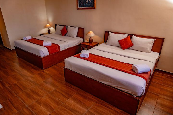 Room 10 of 31