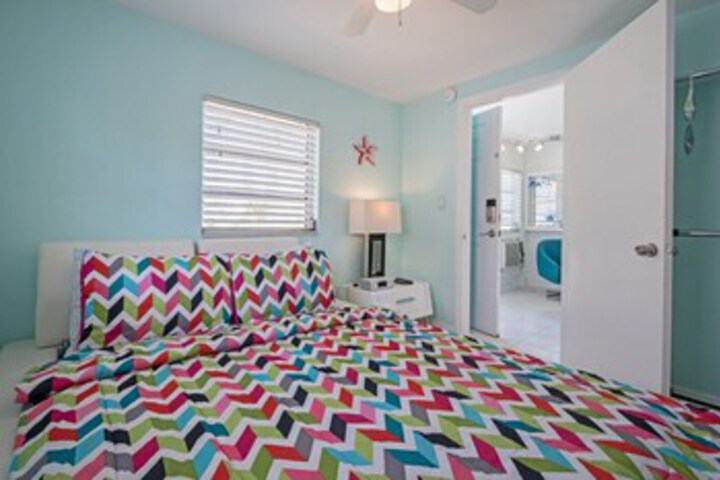 Room 33 of 36