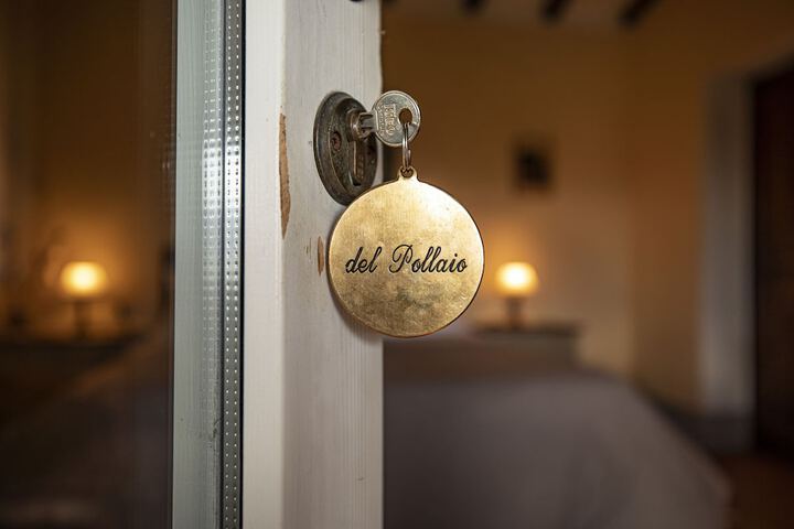 Room 18 of 66