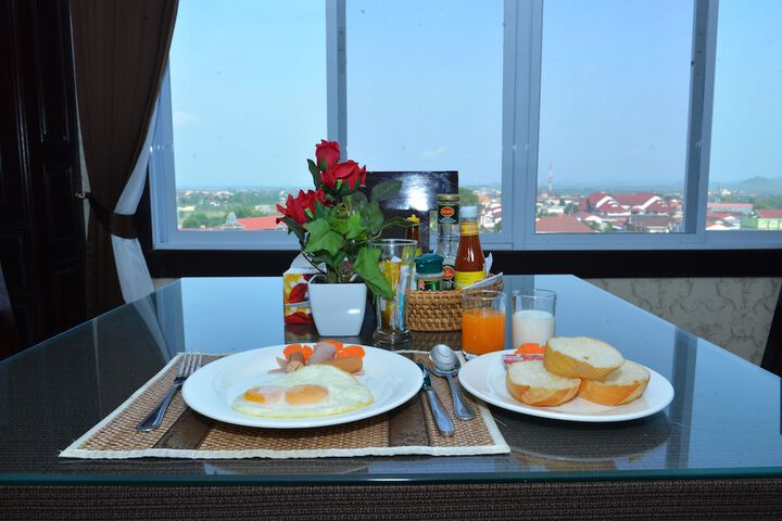Breakfast/Coffee Service 27 of 49
