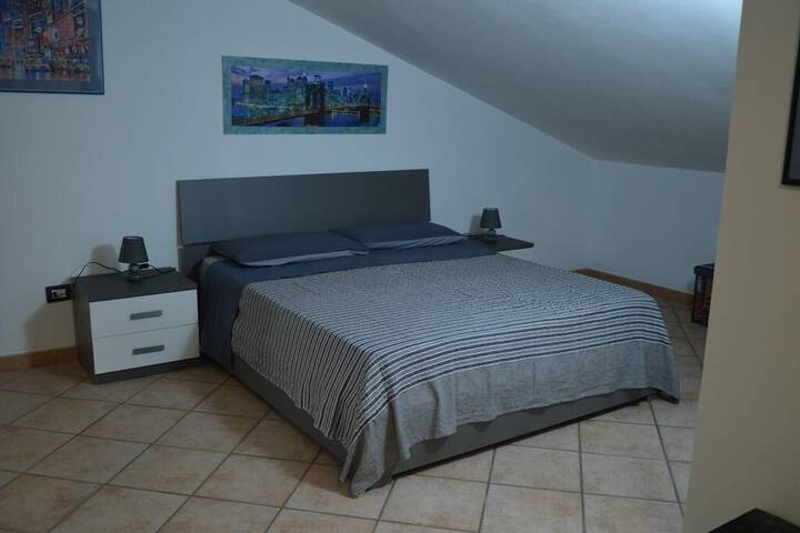 Room 2 of 11
