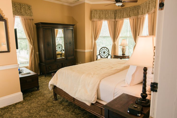 Room 16 of 78