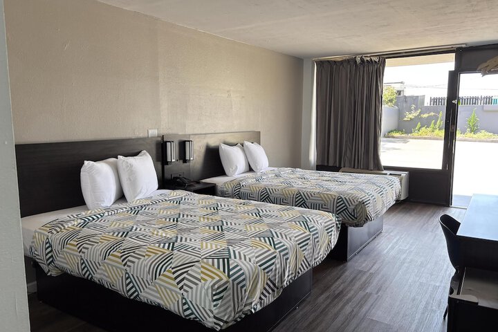 Room 15 of 21