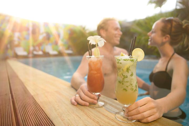 Hotel Pool