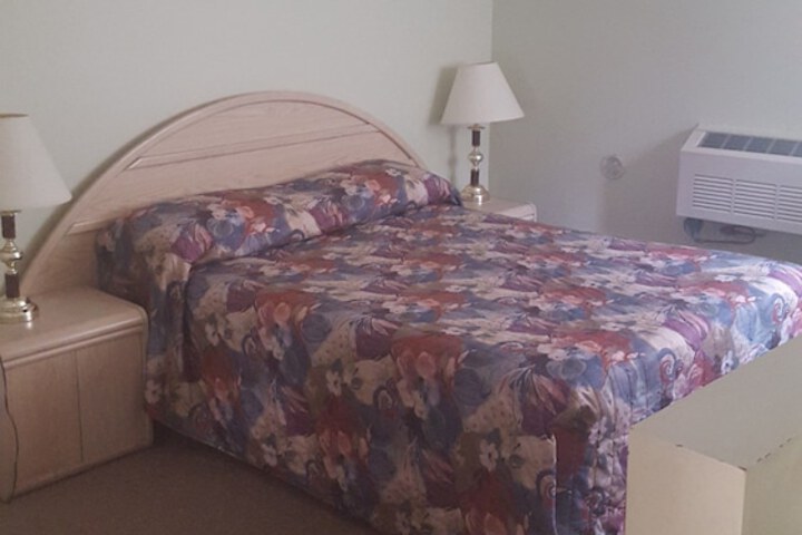 Room 8 of 46