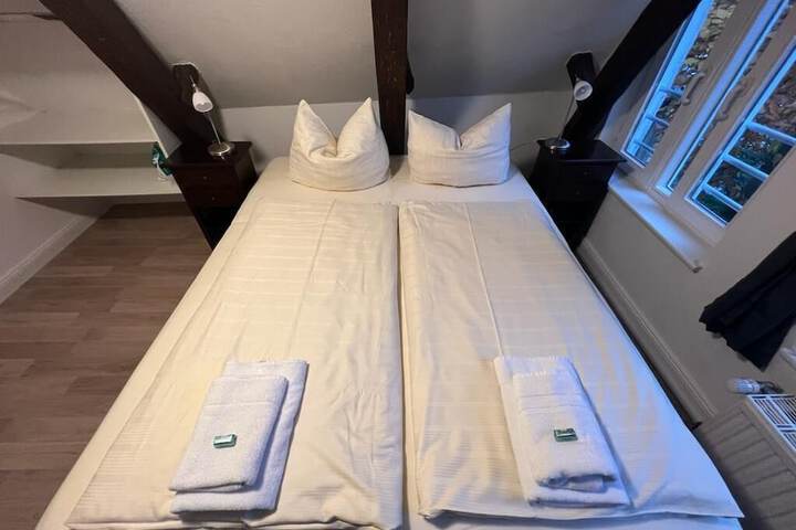 Room 20 of 131