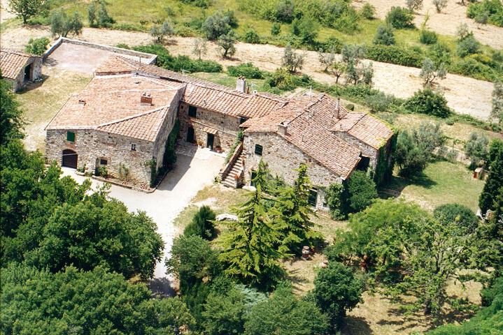 Borgo Montefolchi in San Casciano in Val di Pesa
