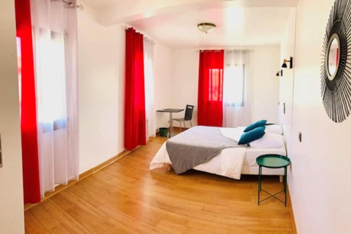 Room 4 of 14