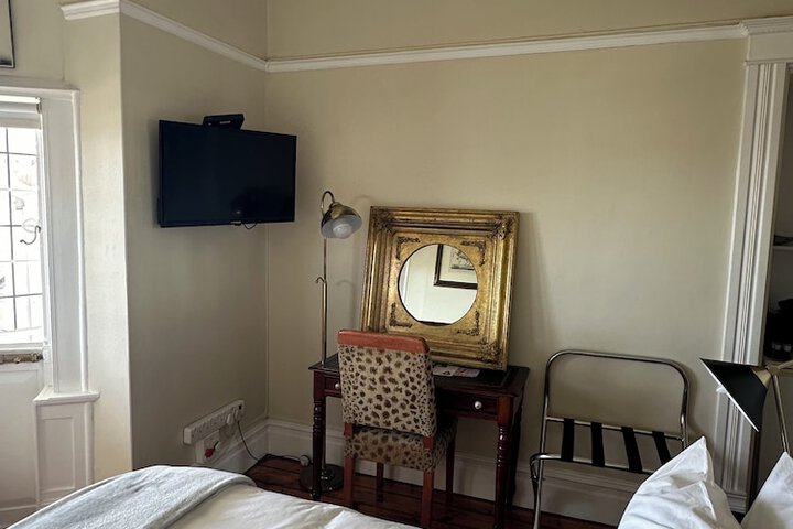 Room 51 of 161