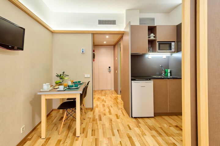 Room 10 of 22