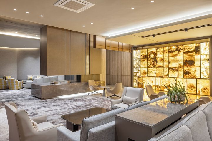 Hotel Interior 17 of 194