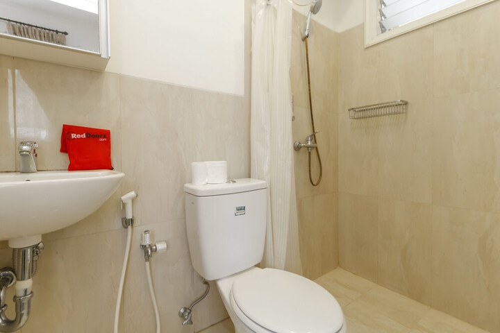Room 6 of 15