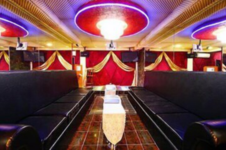 Karaoke room