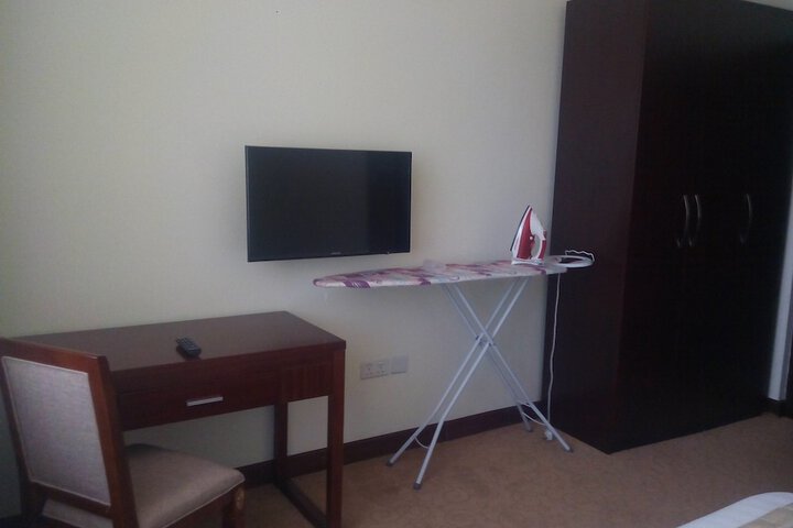 Room 17 of 43