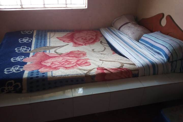 Room 7 of 19