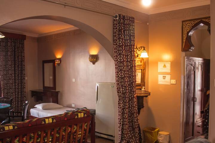 Room 20 of 74