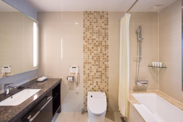 Room 20 of 47