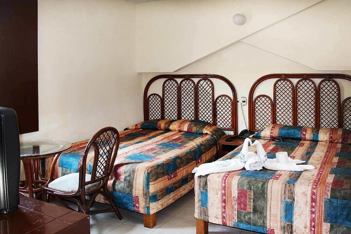 Room 5 of 30