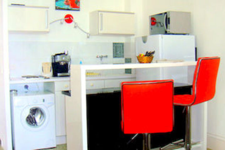 Room 150 of 234