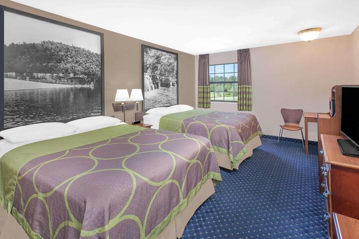 1 King Bed (6 of 13)