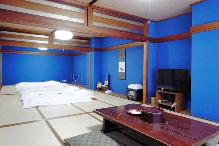 Room 16 of 31