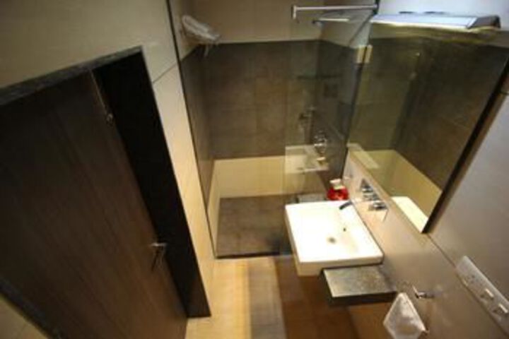 Room 2 of 13