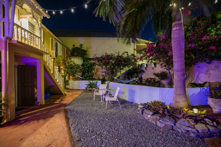 Hotel Exterior 145 of 171