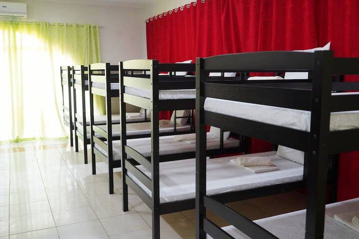 Room 13 of 62