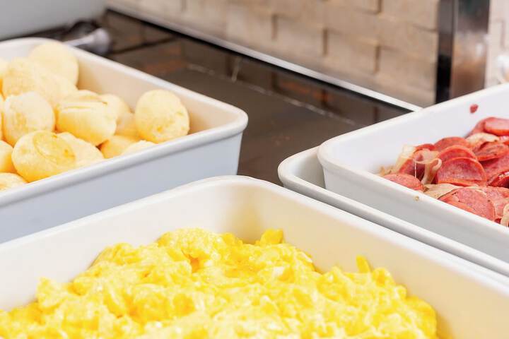 Breakfast/Coffee Service 135 of 231