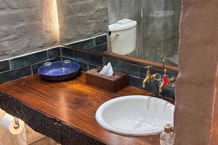 Clean Restrooms