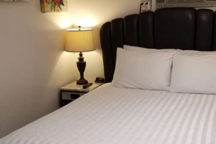 Room 22 of 43