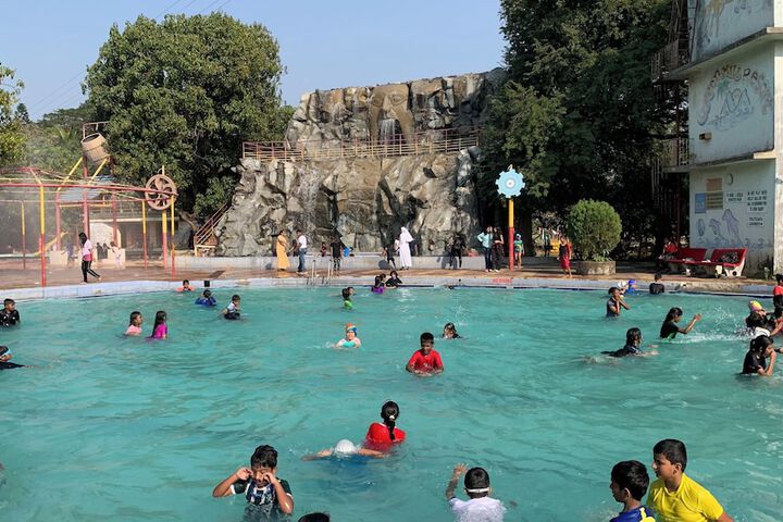 Green Hills Resort in Vasai