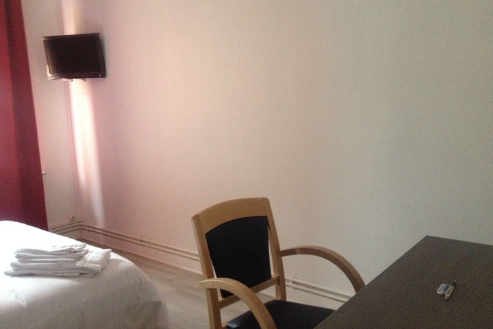 Room 18 of 34