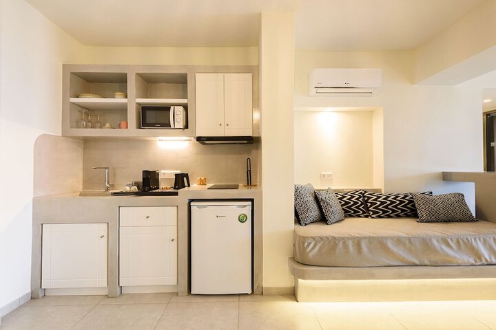 Room 87 of 144