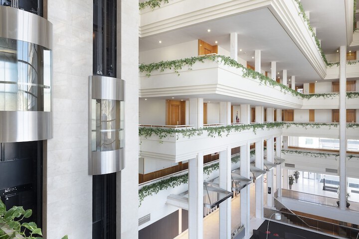 Guest Lobby