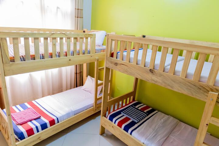 Room 8 of 17