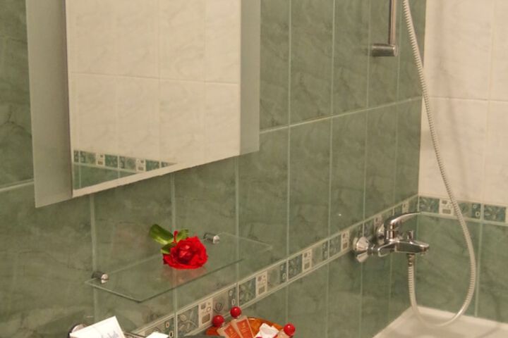 Clean Restrooms