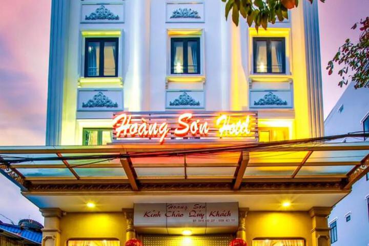 KHÁCH SẠN HOÀNG SƠN