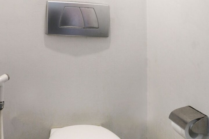 Room 18 of 36