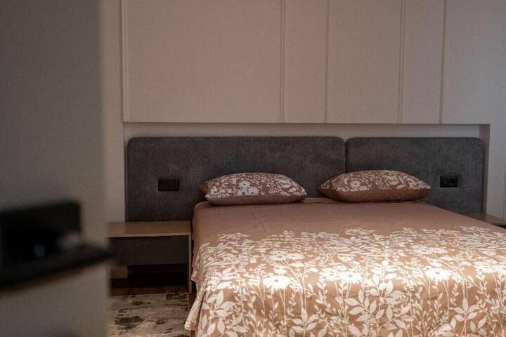 Room 12 of 95