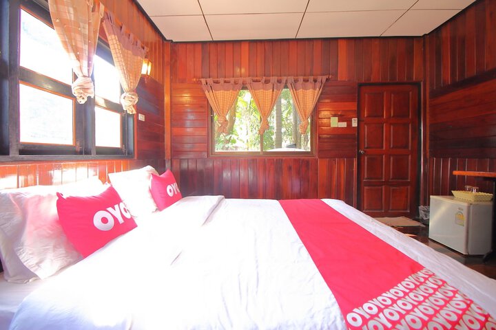 Room 9 of 33