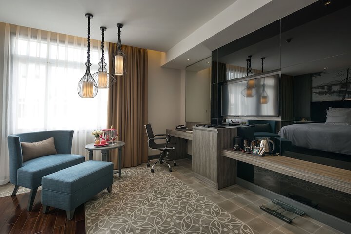 Room 10 of 64